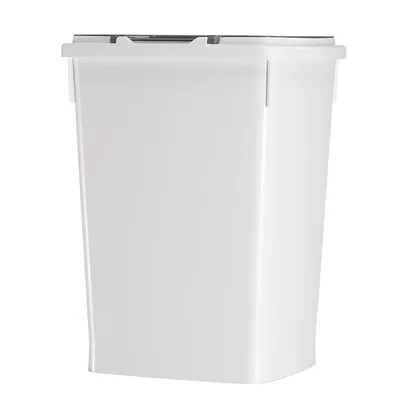 Hvid plastbeholder med låg, egnet til opbevaring af dyrefoder eller andre produkter.