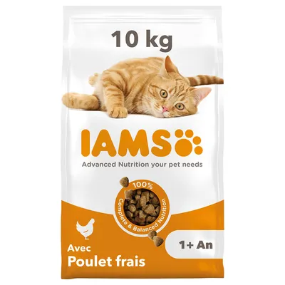 Sac de croquettes IAMS 10 kg pour chat, avec poulet frais, 1+ an, texte visible : Advanced Nutrition your pet needs, 100 % Complete & Balanced Nutrition