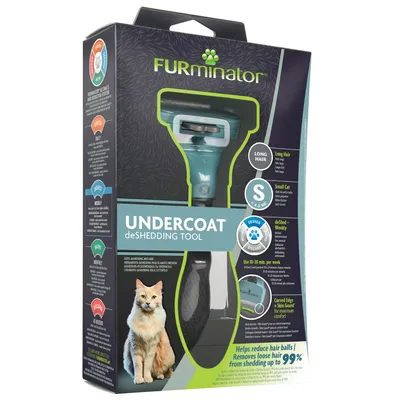 FURminator UNDERCOAT deSHEDDING TOOL til kat, long hair, small cat, S. Tekst: Helps reduce hair balls! Removes loose hair from shedding up to 99 %. Billede af langhåret kat.