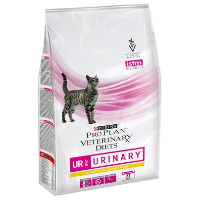 PURINA PRO PLAN VETERINARY DIETS UR St/Ox URINARY torrfoder för katt, med kyckling. ISFM-logotyp och symbol för veterinär näring synliga på förpackningen.