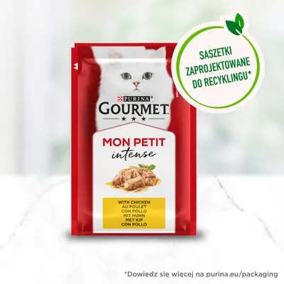 Purina Gourmet Mon Petit Intense z kurczakiem, saszetki zaprojektowane do recyklingu. Na opakowaniu zdjęcie białego kota i kawałków mięsa w sosie.