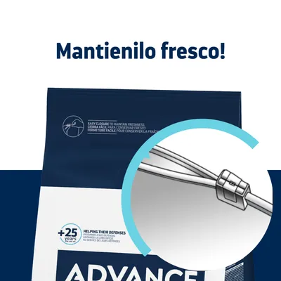 Confezione ADVANCE con chiusura facile per mantenere la freschezza, testo visibile: 'Mantienilo fresco!', dettaglio della chiusura in metallo. +25 years Helping their defenses.