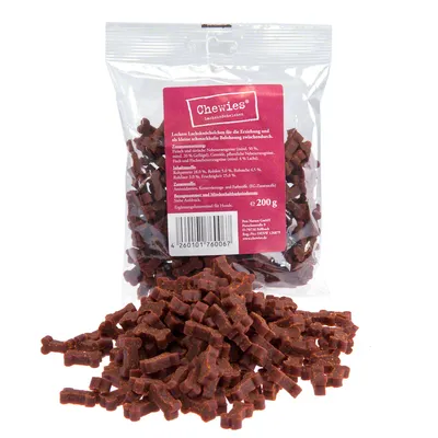 Упаковка Chewies лакомств для собак, 200 г. Видны кусочки в форме косточек и текст на упаковке: состав, анализ, штрихкод 4260101760067.