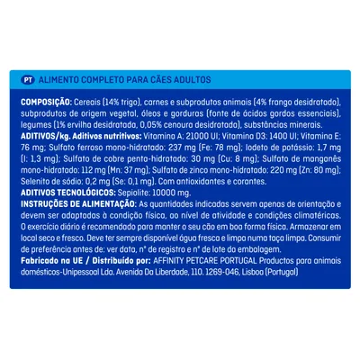 Composição, aditivos e instruções de alimentação para alimento completo para cães adultos. Inclui ingredientes, aditivos nutricionais, tecnológicos e recomendações de uso. Fabricado na UE.