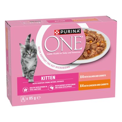 PURINA ONE Kitten, 8x85g. 4x with salmon and carrots, 4x with chicken and carrots. Supports gut microbiome, natural defences, brain and vision development.