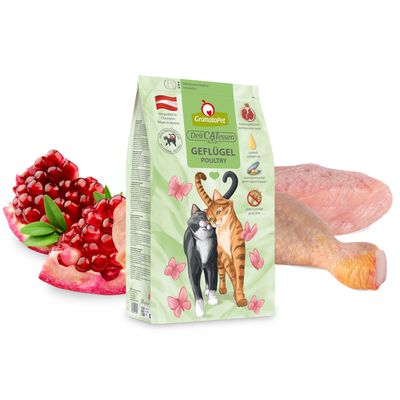 GranataPet DeliCATessen Geflügel, hergestellt in Österreich, mit Granatapfel, ohne Getreide, lactosefrei. Verpackung zeigt zwei Katzen und Zutaten wie Hühnerfleisch und Granatapfel.