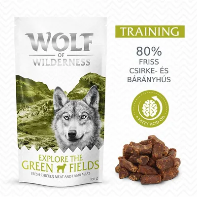 Wolf of Wilderness Explore the Green Fields jutalomfalat, 100 g. Training, 80% friss csirke- és bárányhús, + fatty acid oil. Friss csirkehús és bárányhús darabok láthatók.