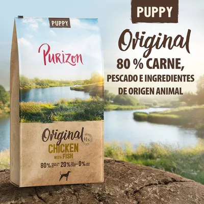 Purizon Puppy Original Chicken with Fish. 80 % carne, pescado e ingredientes de origen animal. 20 % frutas y verduras. 0 % cereales. Pienso para cachorros visible en el envase.