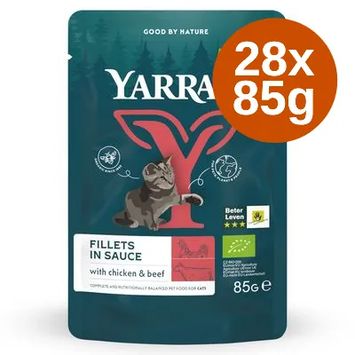 Yarrah Fillets in Sauce with chicken & beef, 28x85g. Ekologisk märkning, Beter Leven 3 stjärnor. Förpackning med kattbild och text på engelska.