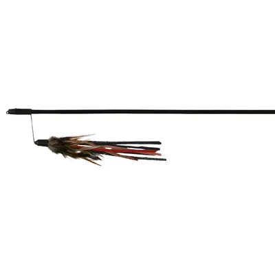 Caña de juego negra con colgante de plumas en marrón, rojo y negro. Adecuada para juego interactivo.