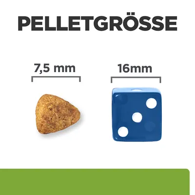 Comparaison de taille : croquette 7,5 mm à côté d’un dé bleu 16 mm. Texte en haut : PELLETGRÖSSE. Indique la dimension des croquettes par rapport à un objet courant.