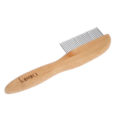 kooa Holzkamm mit Bambusgriff und Metallzinken, geeignet für Fellpflege.
