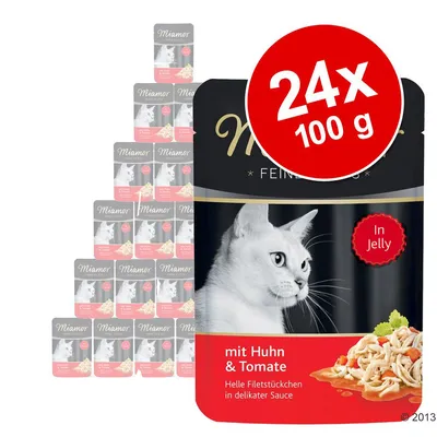 Miamor macskaeledel, 24×100 g tasak, mit Huhn & Tomate, In Jelly felirattal, csomagoláson fehér macska képe és húsos étel látható.