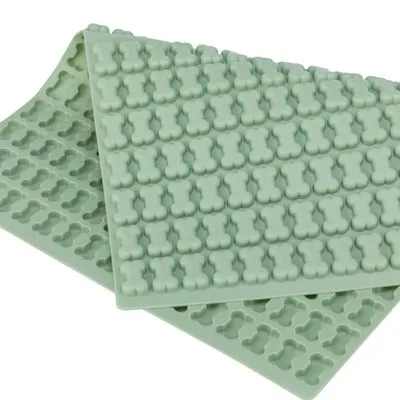 Trixie Bakmat met Botten voor Hondensnacks - L 38 x B 28 cm