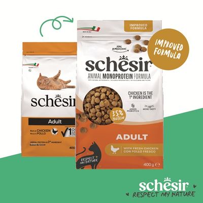 Schesir Animal Monoprotein Formula Adult, förbättrad recept, 35 % protein, höna som huvudingrediens, med färsk höna, 400 g. Förpackningsjämförelse gammal och ny.