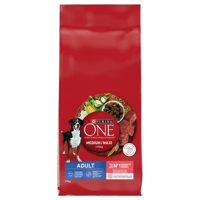 Purina ONE Medium/Maxi Adult pasja hrana, 12 kg, z govedino kot glavno sestavino. Za pse nad 10 kg. Vidne sestavine: meso, zelenjava, žitarice. Podpira zdravje mikrobioma.