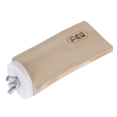 Drewniana półka do siedzenia z metalowym uchwytem i białą plastikową podstawą, widoczne wygrawerowane logo 'Trixie'.