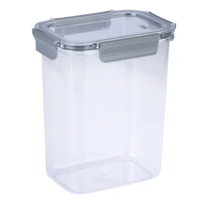 Transparenter Kunststoffbehälter mit grauem Deckel und Verschluss, geeignet zur Aufbewahrung von Lebensmitteln oder Tierfutter.