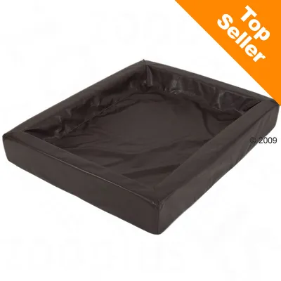 Правоъгълно легло за домашни любимци от черен материал. Надпис в ъгъла: Top Seller. Правоъгълно легло за домашни любимци от черен материал. Надпис в ъгъла: Top Seller.