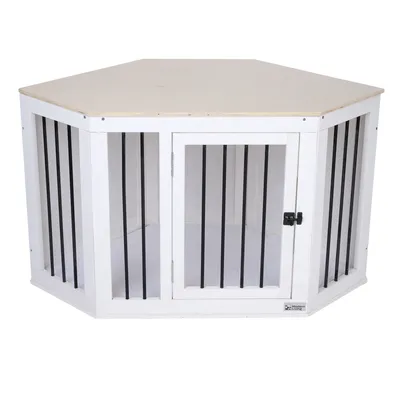 Parc hexagonal en bois blanc avec barreaux noirs et porte à loquet, marque Modern Living visible sur le coin inférieur droit.