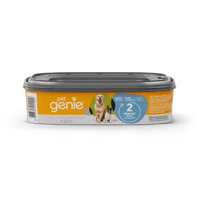 Recharge Pet Genie 4,26 m, dure jusqu’à 2 mois. Texte visible : pet genie, 1 refill, recharge, 4,26 m, dure jusqu’à 2 mois. Photo d’un chien et d’un chat sur l’emballage.