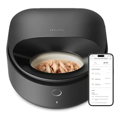Petlibro Nassfutterautomat mit Schüssel voller Futter und Smartphone-App zur Steuerung des Fütterungsplans, inklusive Zeitplan und Protokollanzeige.