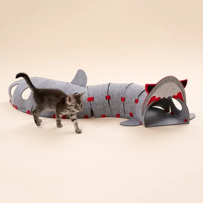 TIAKI Shark Cat Tunnel - 100 x 23 x 21 cm (L x W x H)