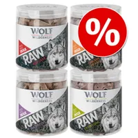 Wolf of Wilderness RAW fagyasztva szárított snack gazdaságos csomagban - Mini RAW mix: 2 x 50 g lazacfilé + 2 x 60 g csirkefilé