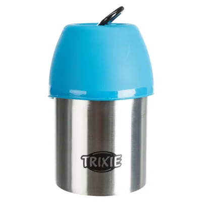 Recipiente em inox com tampa azul e pega, marca Trixie visível na frente.