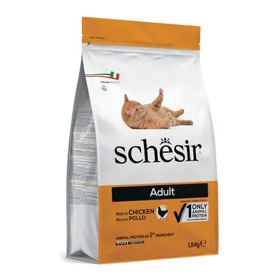 Schesir Adult kattenvoer, 1,5 kg zak. Tekst: Rich in Chicken, Only 1 Animal Protein, Animal protein as 1st ingredient. Afbeelding van een oranje kat op de verpakking.