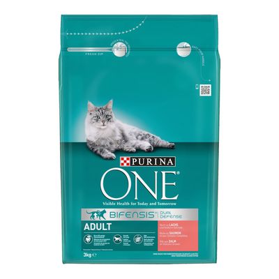 Pachet hrană uscată pentru pisici Purina ONE Bifensis Adult cu somon, 3 kg. Text vizibil: Dual Defense, Rich in Salmon, Visible Health for Today and Tomorrow.