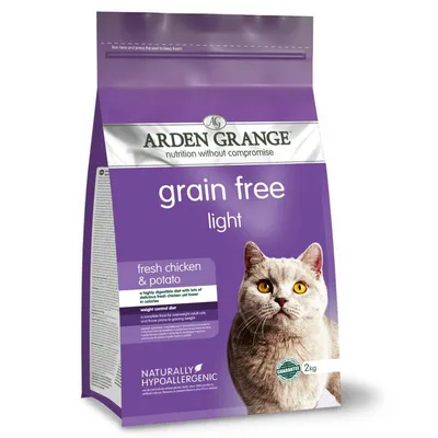 Grain free light pet food with fresh chicken and potato, naturally hypoallergenic, weight control diet, 2kg pack. Suitable for pets needing a lower calorie diet.