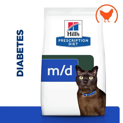 Hill's Prescription Diet m/d kattenvoer, DIABETES zichtbaar op de verpakking, afbeelding van een kat en oranje kip-icoon linksboven.
