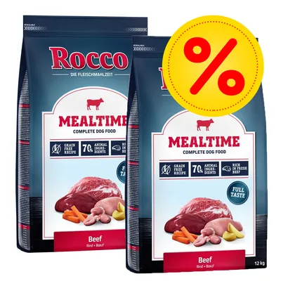 Due confezioni di Rocco Mealtime Complete Dog Food Beef 12 kg, visibile scritta 'Grain Free Recipe', '7% Animal Ingredients', 'Rich in Fresh Beef', simbolo percentuale giallo per offerta.