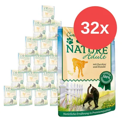 32x balení Best Nature Adult, viditelný text: mit Zucchini und Distelöl, 100 % NATÜRLICH, Natürliche Ernährung in Premiumqualität, obrázek kočky a telete na obalu.