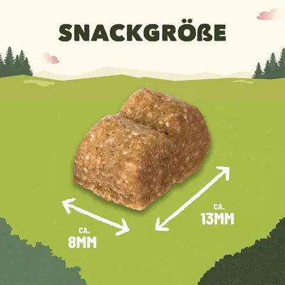 Snack mérete: kb. 8 mm széles és kb. 13 mm hosszú, egy snack zöld háttéren ábrázolva.