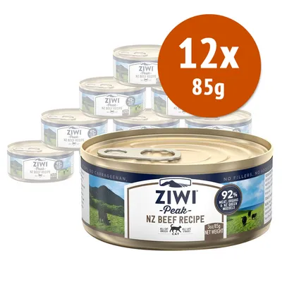 Confezione da 12 lattine da 85 g di Ziwi Peak NZ Beef Recipe per gatti, 92% carne, organi e cozze verdi. Testo visibile: 'No fillers, no carrageenan', 'All cat breeds', 'All life stages'.