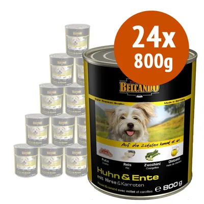 Confezione da 24 lattine Belcando Huhn & Ente da 800 g ciascuna, immagine di un cane sull'etichetta, ingredienti visibili: pollo, anatra, miglio, carote, riso, zucchine, olio di cardo.