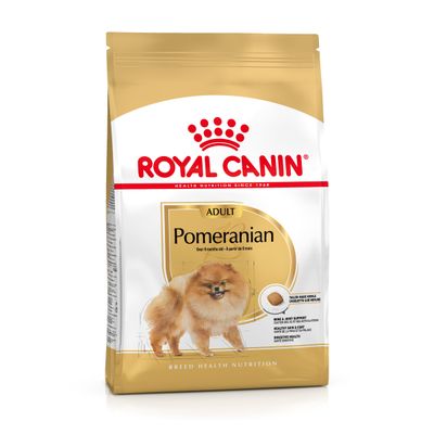 Hrană uscată Royal Canin Adult Pomeranian, ambalaj cu imagine de câine Pomeranian și text vizibil: Over 8 months old, Tailor-made kibble, Bone & joint support, Healthy skin & coat, Digestive health.