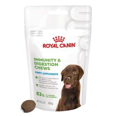 Royal Canin Immunity & Digestion Chews Puppy Supplements, 40 stk., 100 g. Indeholder probiotika og vitaminer C og E. 83 % of owners are satisfied. Billede af tyggeprodukt og hund.