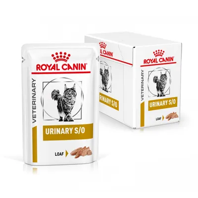 Royal Canin Veterinary Urinary S/O Loaf, aliment humide pour chats. Emballage avec image d’un chat et morceaux de nourriture.