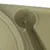 Detalle de comedero para mascotas en plástico verde con compartimentos y saliente central visible. Vista parcial del producto.