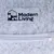 Modern Living. Logótipo da marca em feltro cinzento com fecho de correr visível.