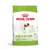 Royal Canin x-small adult hondenvoer, maat XS tot 4 kg, afbeelding van kleine hond, tekst: healthy immune system, optimal health support. Geschikt voor honden ouder dan 10 maanden.