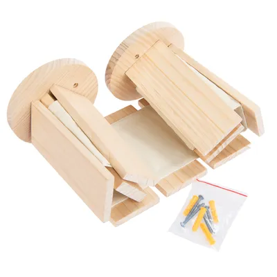 Dos soportes de madera con inserto de tela y material de montaje incluido, con tornillos y tacos.