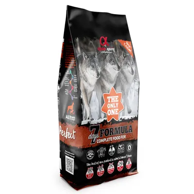 Balení Alpha Spirit THE ONLY ONE 7 days FORMULA Complete Food for Dogs, obrázek vlků, text All Breeds, piktogramy bez obilovin, čerstvé maso, QR kód, nápis New Edition.