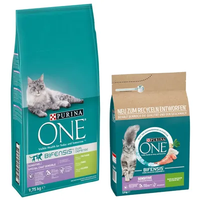 9,75 кг  PURINA ONE сухой корм для кошек + 2,8 кг в подарок!