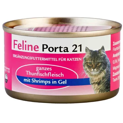 Konzerva Feline Porta 21, celé tuniakové mäso s krevetami v želé, doplnkové krmivo pre mačky. Text na obale v nemčine: ganzes Thunfischfleisch mit Shrimps in Gel.