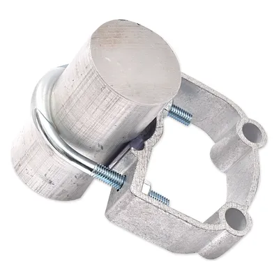 Metallinen kiinnityskappale, jossa kaksi ruuvia ja pyöreä osa. Materiaalina harjattu metalli, näkyvissä U-muotoinen kiinnike ja liitosaukot.