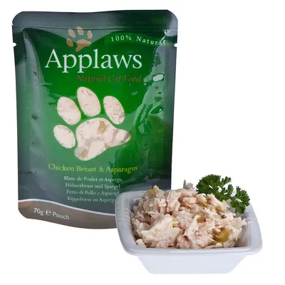 Applaws Natural Cat Food, Chicken Breast & Asparagus, 70 g vrećica. Prikazana otvorena hrana u zdjelici s komadićima piletine i šparoga.